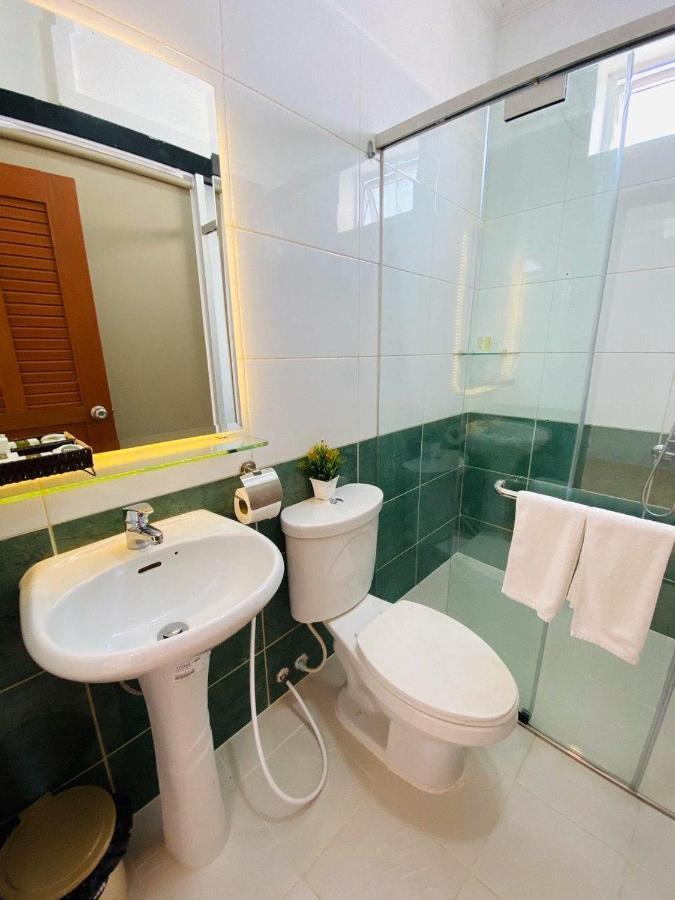 Mekongview 1 Condotel Phnom Penh Exteriör bild